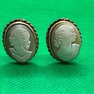 Vintage Cameo clip on earrings